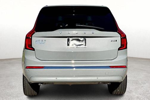 2025 Volvo XC90 PLUS