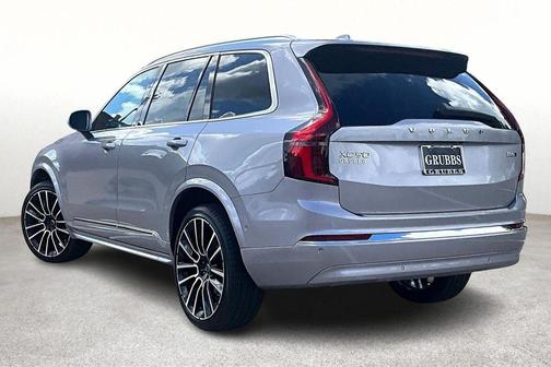 2026 Volvo XC90 B6 Plus 6-Seater
