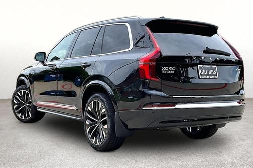 Onyx Black Metallic 2026 Volvo XC90 Plug-In Hybrid T8 Plus 7-Seater