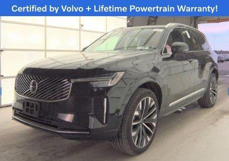 2025 Volvo XC90 B5 Plus