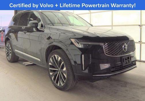 2025 Volvo XC90 B5 Plus