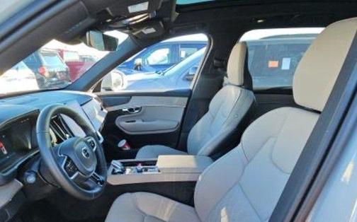 2025 Volvo XC90 PLUS