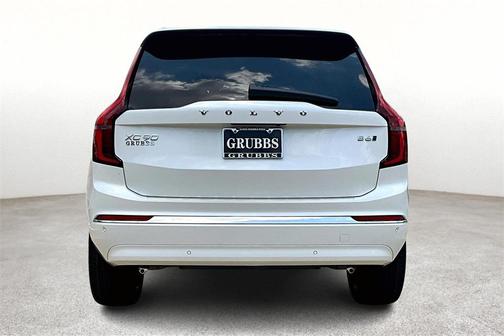 2025 Volvo XC90 B6 Plus 7-Seater