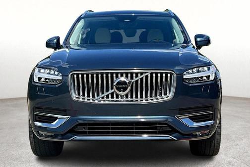 2024 Volvo XC90 B6 Plus Bright Theme 7-Seater