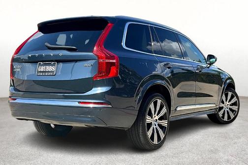 2024 Volvo XC90 B6 Plus Bright Theme 7-Seater