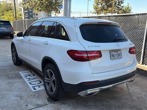 2019 Mercedes-Benz GLC 300 Base