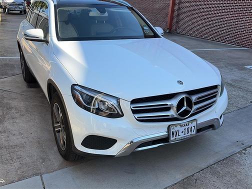 2019 Mercedes-Benz GLC 300 Base