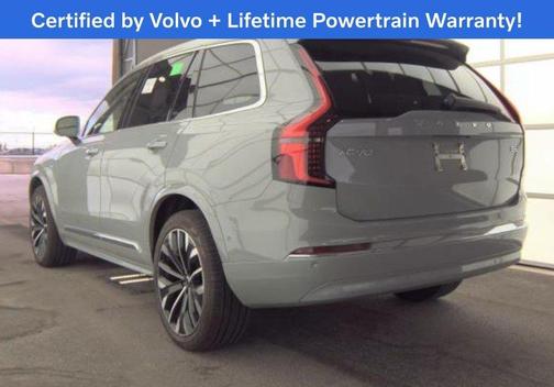 2025 Volvo XC90 B6 Plus 7-Seater