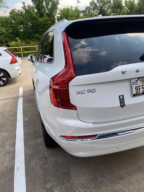 2025 Volvo XC90 B6 Plus 7-Seater