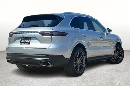 2022 Porsche Cayenne 