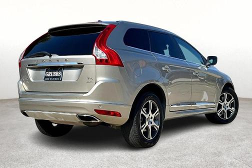 2015 Volvo XC60 T6 Platinum