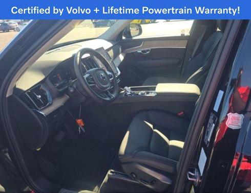 2025 Volvo XC90 B6 Plus 7-Seater