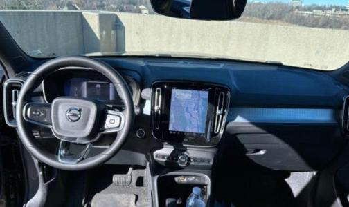 2023 Volvo XC40 B5 Core