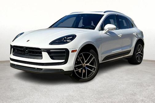 2023 Porsche Macan Base (PDK)