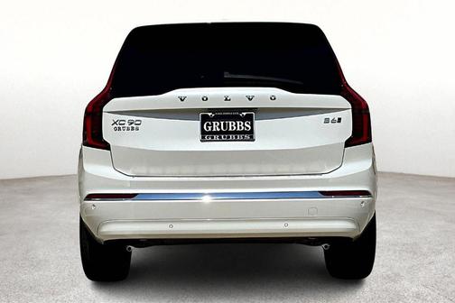 2026 Volvo XC90 B6 Plus 6-Seater