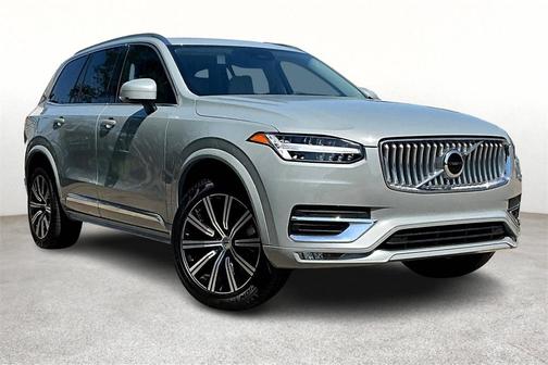 2025 Volvo XC90 B5 Core
