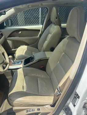 2011 Volvo XC70 3.2