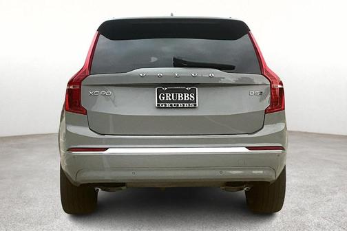 2025 Volvo XC90 B5 Ultra