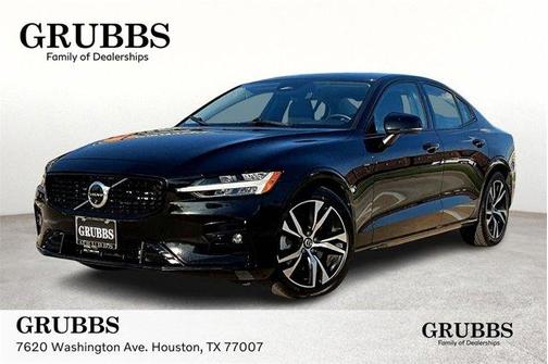 2024 Volvo S60 B5 Plus Dark Theme