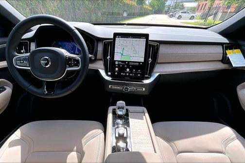 Denim Blue Metallic 2026 Volvo XC90 B6 Plus 7-Seater