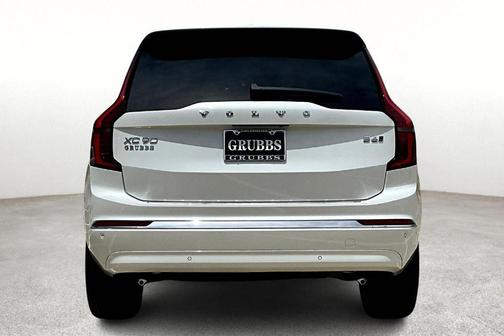 2026 Volvo XC90 PLUS