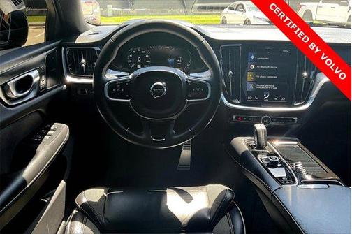 2022 Volvo S60 Recharge Plug-In Hybrid T8 R-Design