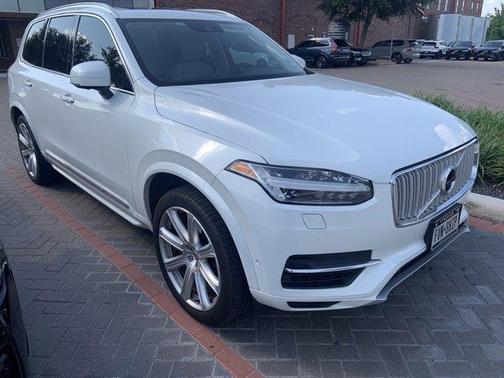 2017 Volvo XC90 Hybrid T8 Inscription