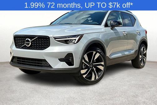2026 Volvo XC40 B4 Plus