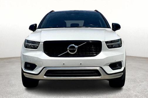 2021 Volvo XC40 T5 R-Design
