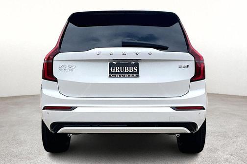 2026 Volvo XC90 B6 Ultra Dark Theme 6-Seater