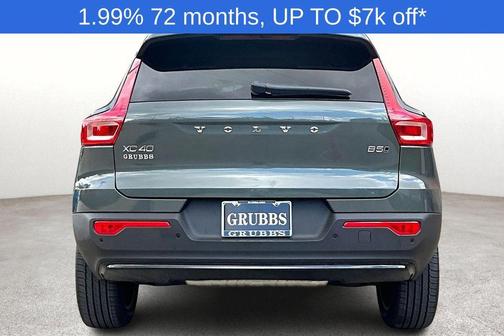 2026 Volvo XC40 B5 Plus