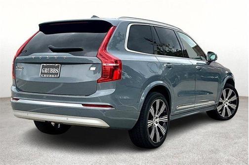 2022 Volvo XC90 Recharge Plug-In Hybrid T8 Inscription 7 Passenger