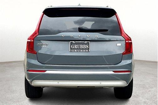 2022 Volvo XC90 Recharge Plug-In Hybrid T8 Inscription 7 Passenger