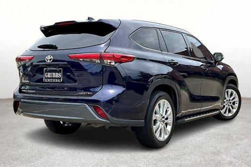 2022 Toyota Highlander Limited
