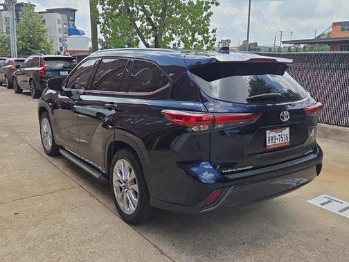 2022 Toyota Highlander Limited