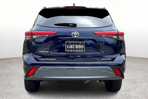 2022 Toyota Highlander Limited