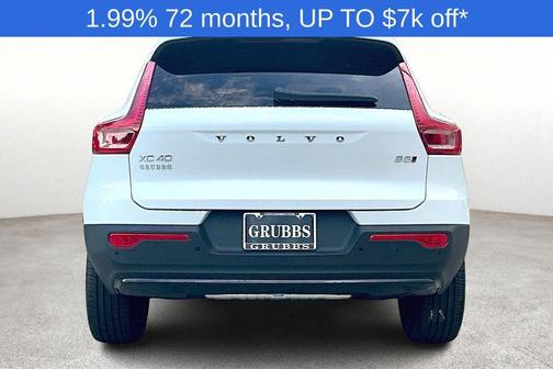 2026 Volvo XC40 B5 Plus