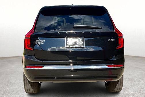 2026 Volvo XC90 B5 Core