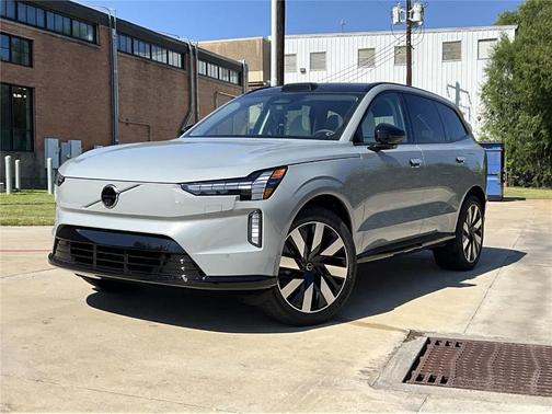 2025 Volvo EX90 Twin Motor Plus