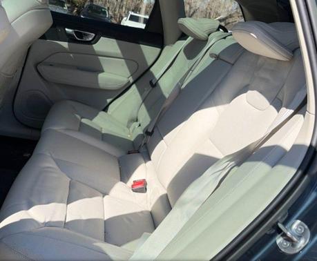 Denim Blue Metallic 2023 Volvo XC60 B5 Plus Bright Theme