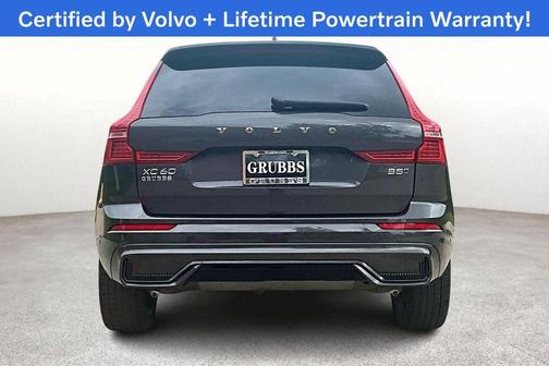 Platinum Gray Metallic 2025 Volvo XC60 B5 Plus
