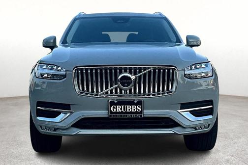 2025 Volvo XC90 B6 Plus 7-Seater