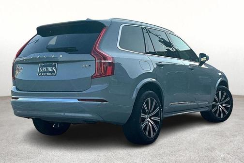 2025 Volvo XC90 B6 Plus 7-Seater