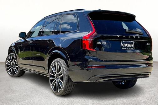 2026 Volvo XC90 B6 Ultra Dark Theme 7-Seater