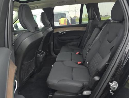 2025 Volvo XC90 B6 Plus 7-Seater