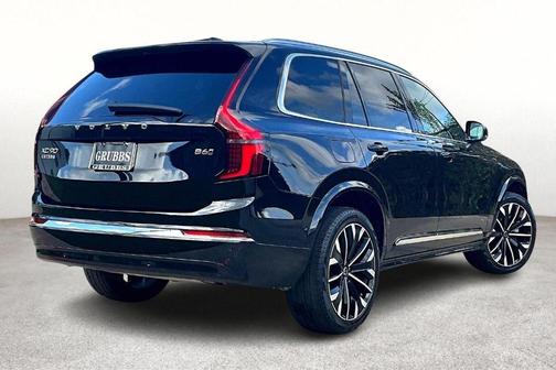 2025 Volvo XC90 B6 Plus 7-Seater