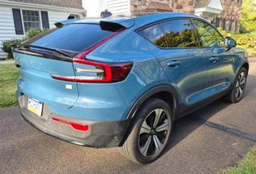 2023 Volvo C40 Recharge Pure Electric Twin Core