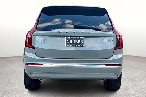 2026 Volvo XC90 B5 Plus 7-Seater