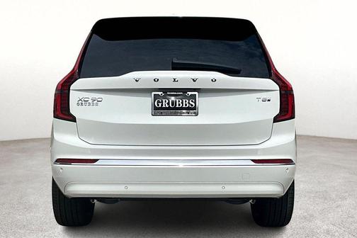 Crystal White Pearl 2026 Volvo XC90 Plug-In Hybrid T8 Ultra 7-Seater
