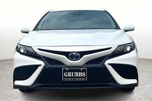 2024 Toyota Camry Hybrid SE